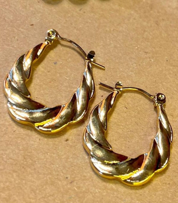 Twisted Studs 110013