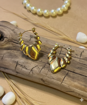 Puffy Gold Studs 110015